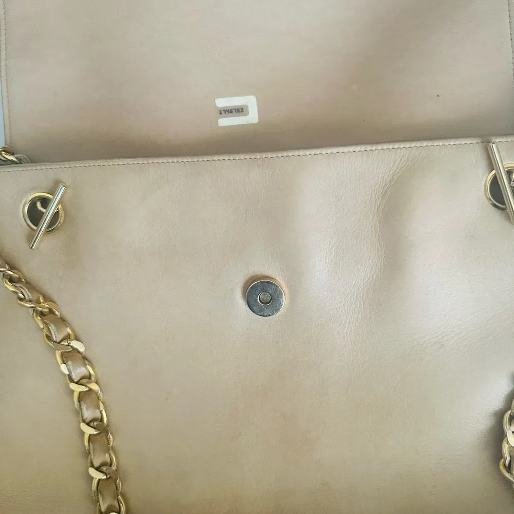 CHANEL Gold Quilted Shoulder Bag with Chain Straps